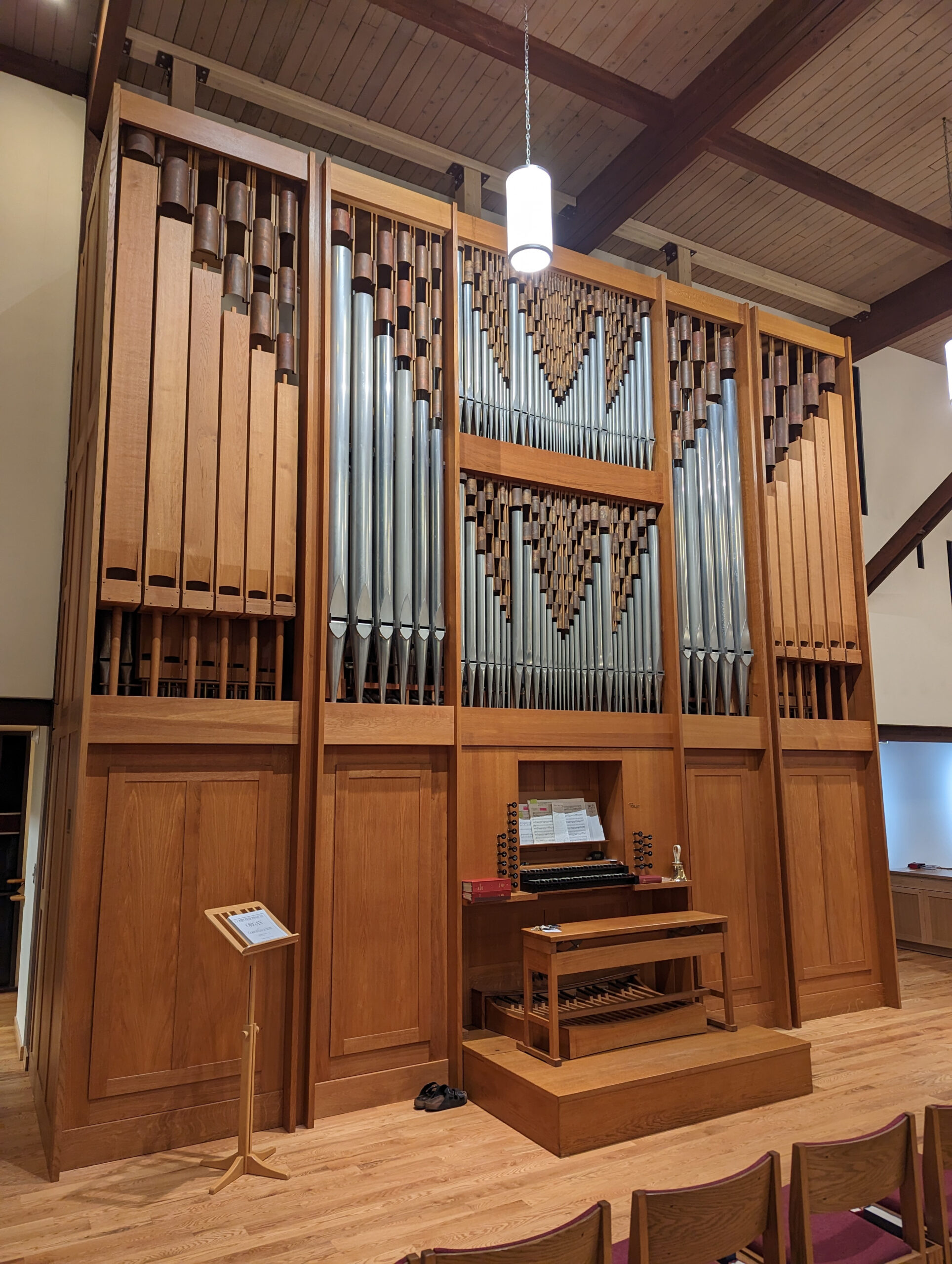 Organ with music on the music desk